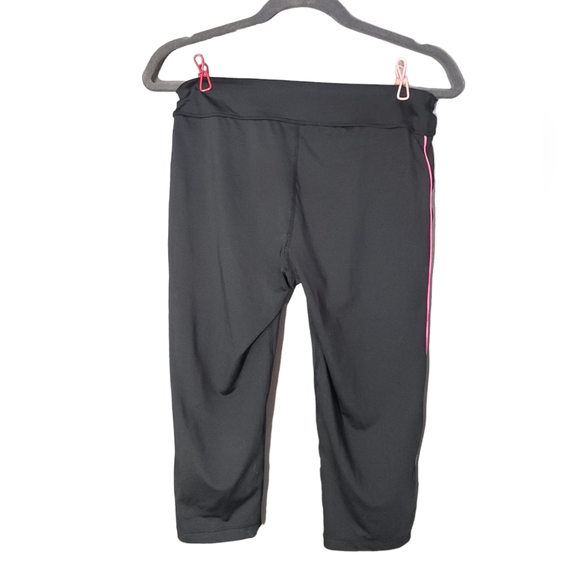 Fila Athletic Capris | Woman's Medium | Sport / Yoga / Athleisure | black | - Picture 6 of 8